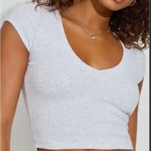 GARAGE RIBBED V-NECK CROP TOP